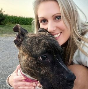 Meet your Posher, Jillian